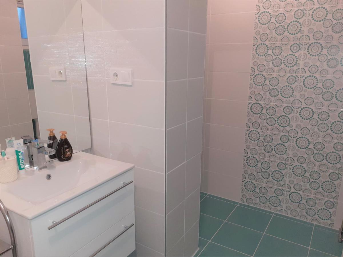Nelli Apartman Apartment Keszthely Ngoại thất bức ảnh